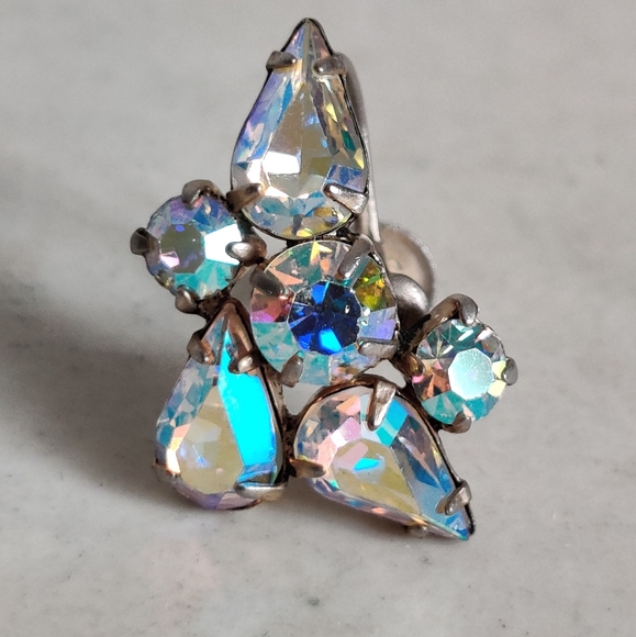 Sherman Single Earring - Picture 3 of 6